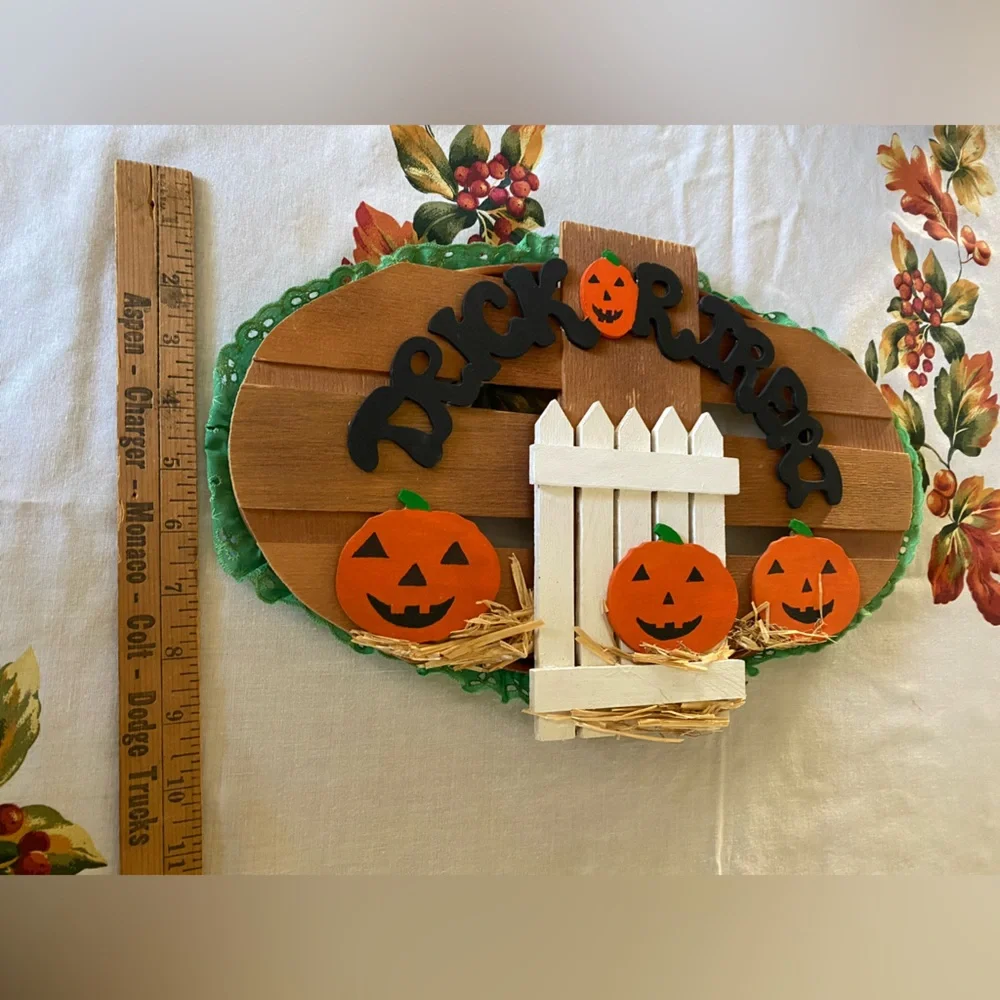 VTG WoodenHalloween Homemade